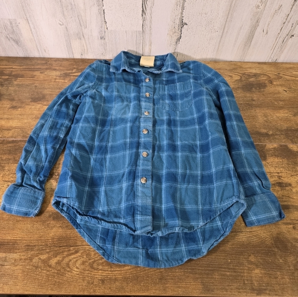 There abouts boys size medium 10-12 Plaid Button-Up Shirt
